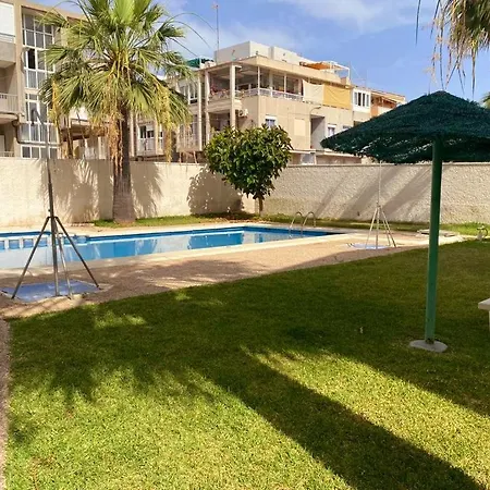 Apartamento Rosa,Near To The Sea Plus Swimming Pool Torrevieja Buitenkant foto